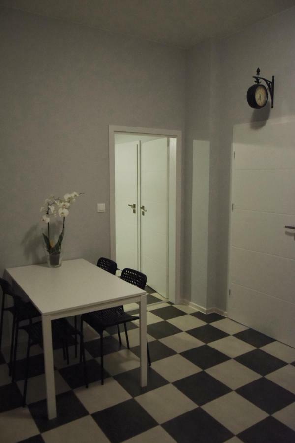 Hostel Loft Vratislav Exteriér fotografie